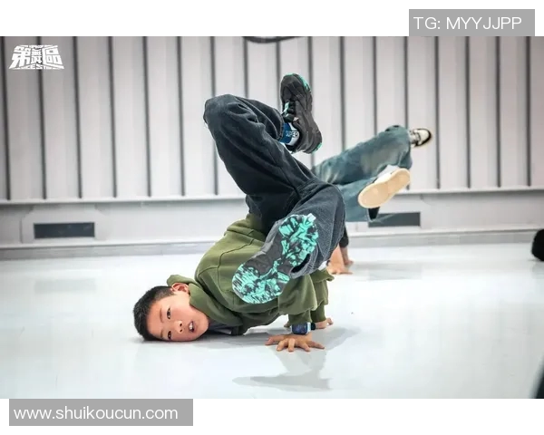 重庆街舞队的整体压制现象及其对街舞文化发展的深远影响分析